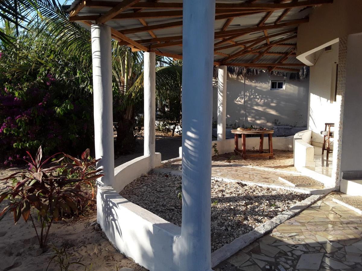 Kinkiliba Beach Lodge Sanyang Zewnętrze zdjęcie